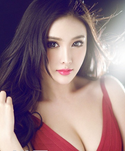 美女的诞生免费观看在线高清